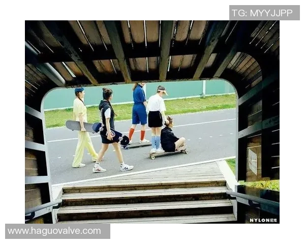 王静畅谈滑板生涯：从初学者到职业选手的心路历程与成长故事